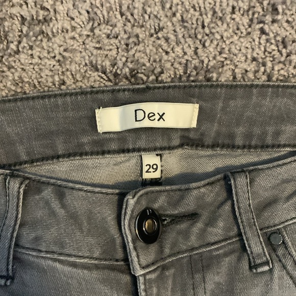 Dex Gray Floral Jeans Size 29 EUC - Picture 3 of 6